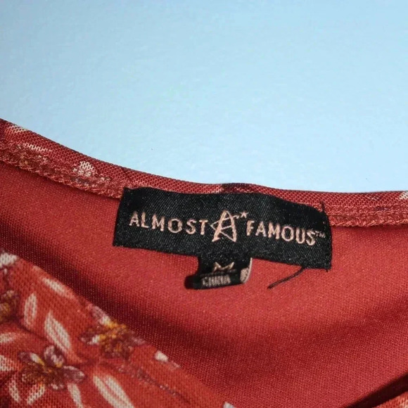 Almost Famous Floral Blouse Top Multicolor Sized Medium - Picture 8 of 15